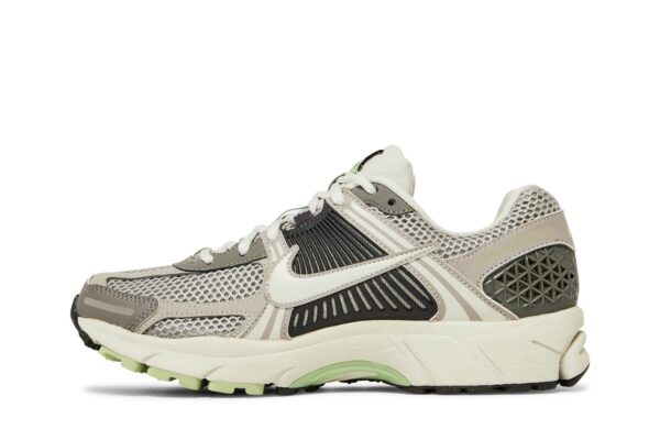 Nike Zoom Vomero 5 Cobblestone Flat Pewter (Women's) FB8825-001 - Arviolet photo 3